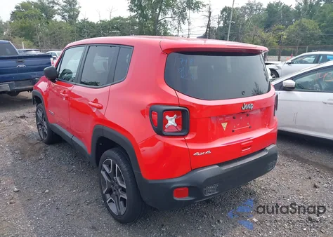 2021 Jeep Renegade Jeepster 4X4 из США, поврежденный, VIN ZACNJDAB8MPN30997
